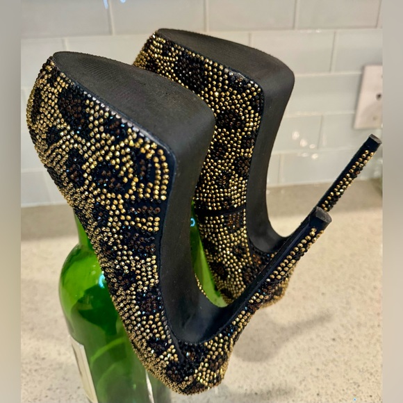 Steve Madden Dyvinal Leopard
Platform Heels Size 8 - Picture 5 of 14
